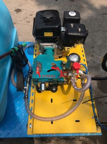 Máy Phun Thuốc Công Nghiệp Dùng Pin Turbo TB300