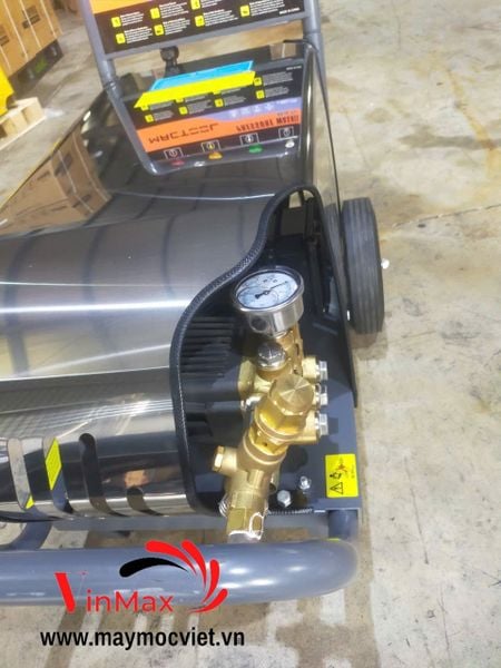 Máy xịt rửa áp lực Mactool AWJ-11T4