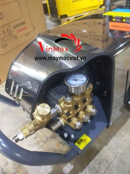 Máy xịt rửa áp lực Mactool AWJ-11T4