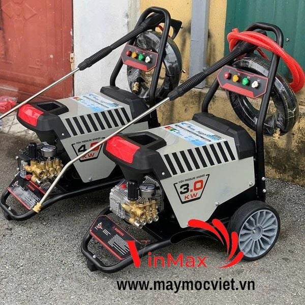 Máy Phun Áp Lực Cao PROMAC M33 5.5KW 220 Bar 380V