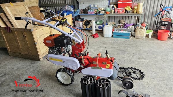 Máy tạt luống, lên luống tạo rãnh cầu trước đề nổ công suất 13HP Turbo TBL13