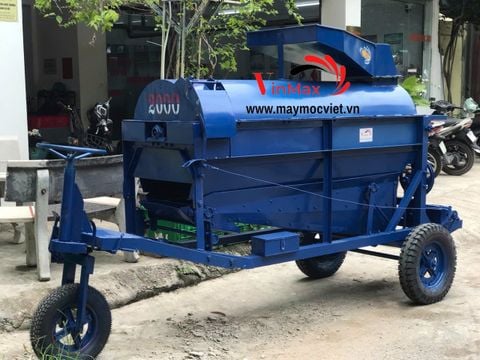 Máy Đập Ngô Liên Hoàn dài 2 mét Ngồi Lái Turbo TDN2000