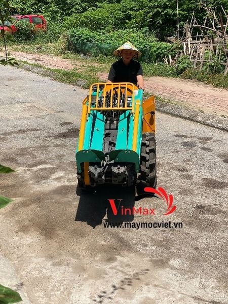 Máy Thu Hoạch Ngô Ngồi Lái Chạy Dầu Shoshin 25HP SSN25