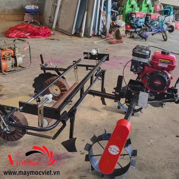 Máy Trải Dây Tưới Kèm Trải Bạt Phủ Chống Cỏ Turbo TBB170