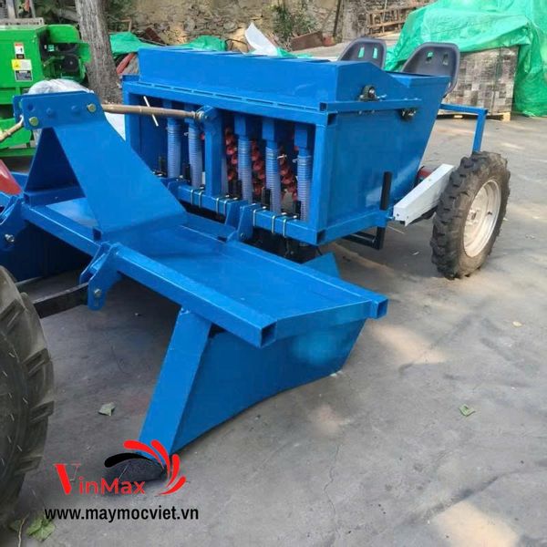 Máy trồng củ hoa, gừng, tỏi Turbo TB6D