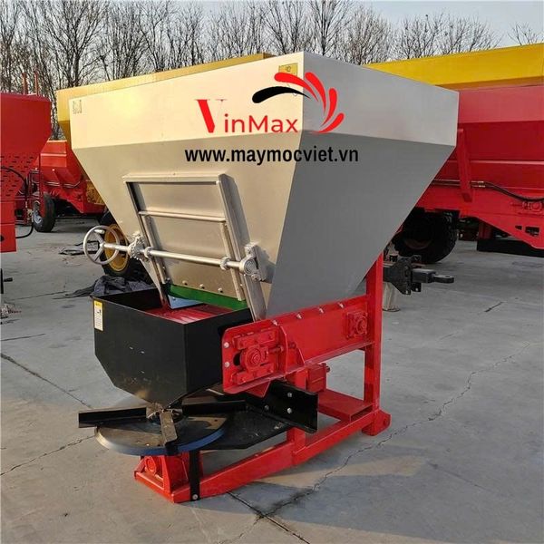 MÁY RẢI PHÂN, VÃI PHÂN BÓN GẮN MÁY KÉO TURBO TBP10