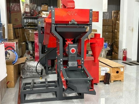 Máy xát gạo 3 pha kèm gầu tải Takyo TK1000