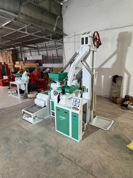 Dàn Máy Xát Gạo Liên Hoàn Takyo TK1200 mẫu mới cải tiến hiện đại