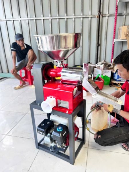 Máy xay xát gạo gia đình Takyo TK190 phễu inox