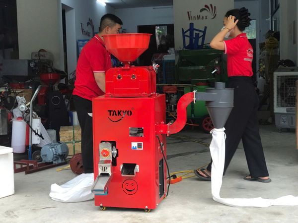 Máy xát gạo lứt, gạo trắng tách trấu, cám Takyo TK250