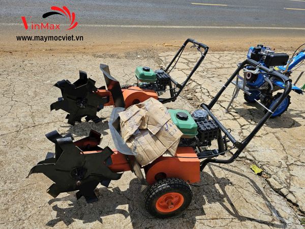 Máy xẻ rãnh, đào hố ép phân xanh Turbo TBR40