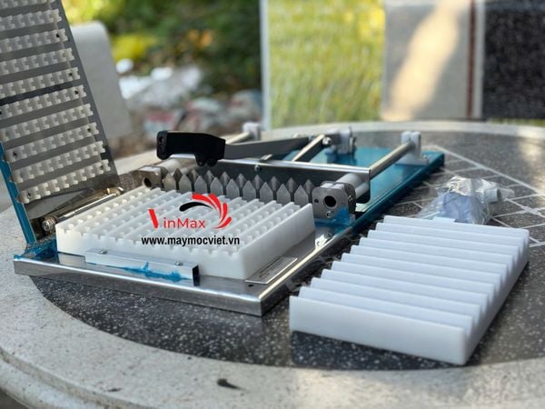 Máy xiên thịt nướng 10 xiên Vinmax VMX10