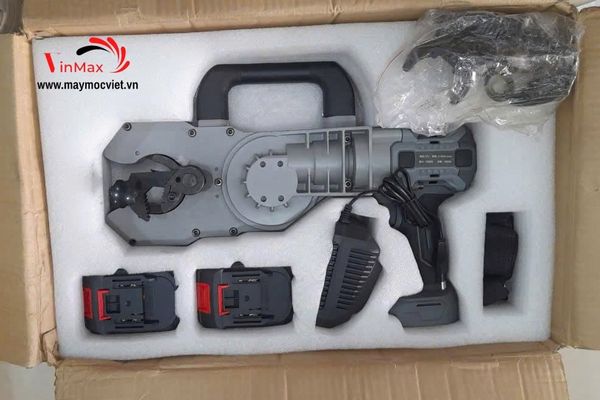 Máy siết vặn Coupler nối sắt thép D32 chạy pin