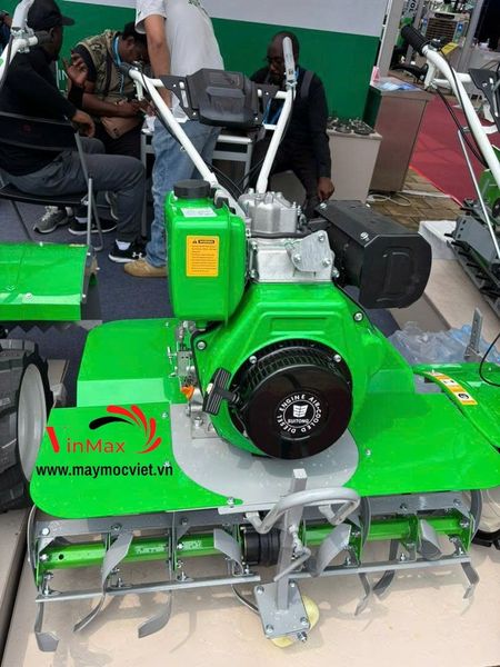 Máy Xới Đất 2 Cầu Phay Trước Chạy Dầu Turbo TBX186