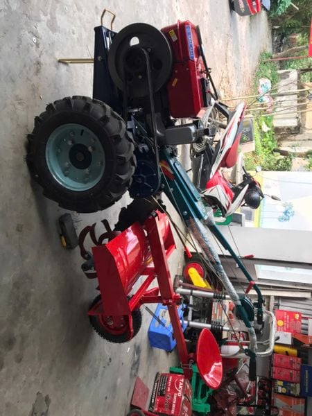 Máy cày xới đất dắt tay Quế Hoa GN61/6