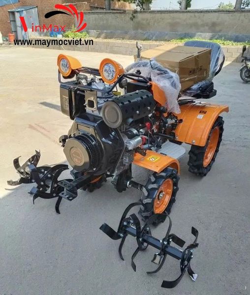Máy cày ngồi lái 4 bánh chạy dầu Turbo TBD195