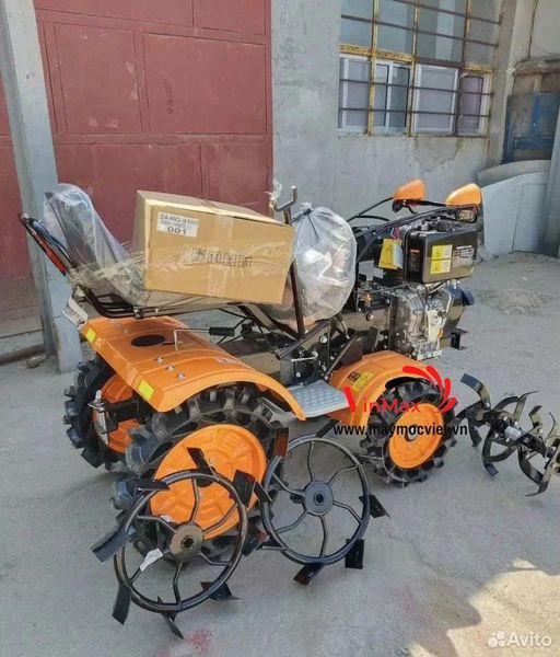 Máy cày ngồi lái 4 bánh chạy dầu Turbo TBD195