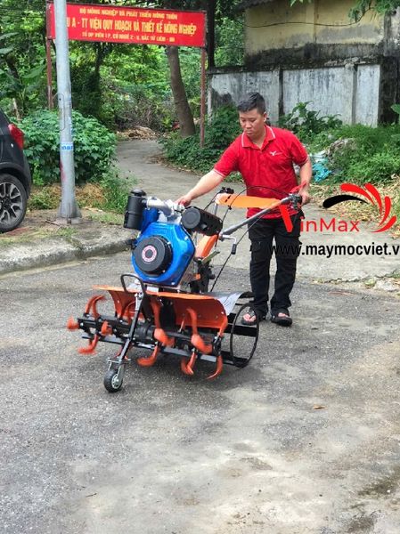 Máy Xới Đất 2 Cầu Phay Trước KAMA 186F