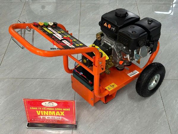 Máy xịt rửa cao áp chạy xăng JETTA JET2500GFB-6.5HP