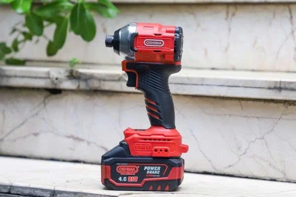 Máy Siết Vít Pin Lithium Oshima SV21V-NG230N-D4