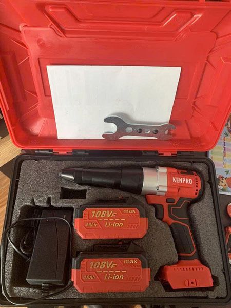 Máy rút Rive chạy pin Kenpro 108V