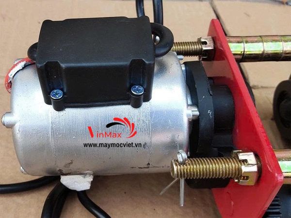 Con chạy điện 500kg Turbo TD0.5 220V (dùng cho tời điện)