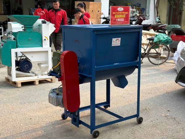 Máy Trộn Thức Ăn Chăn Nuôi Nằm Ngang Turbo TBTN500