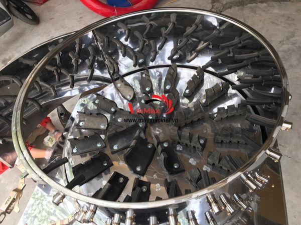 Máy Vặt Lông Dê Lồng 120cm Núm Lốp Ô Tô 3 Pha Có Cửa Xả VMD120-3