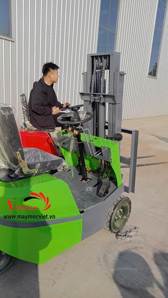 Xe nâng điện 1000kg Turbo TBN1000