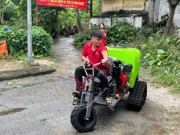 Xe phun thuốc di động ngồi lái Turbo PT300