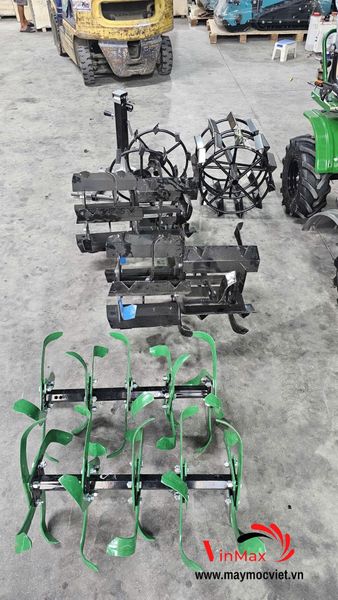 Máy Xới Đất Ngồi Lái Mini 2 Cầu Turbo 18HP TBL198