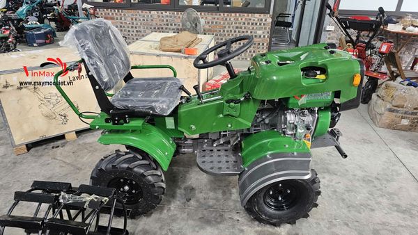 Máy Xới Đất Ngồi Lái Mini 2 Cầu Turbo 18HP TBL198