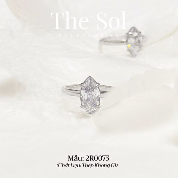 Nhẫn Titan Diamond Marquise 