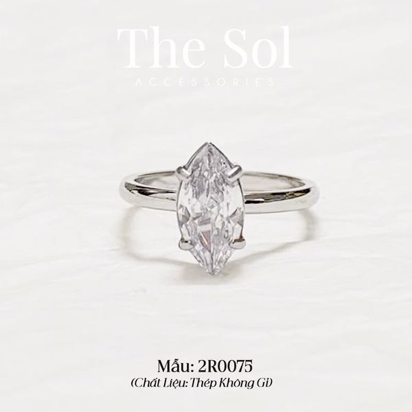 Nhẫn Titan Diamond Marquise 