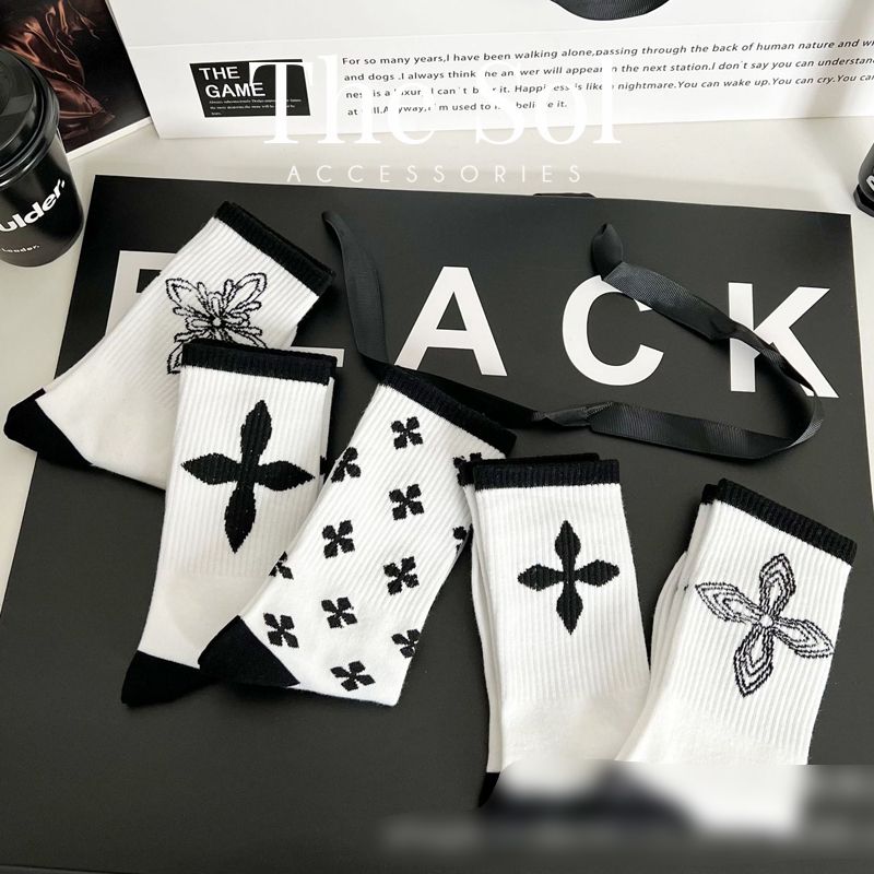  Tất Unisex The Chrome Heart 