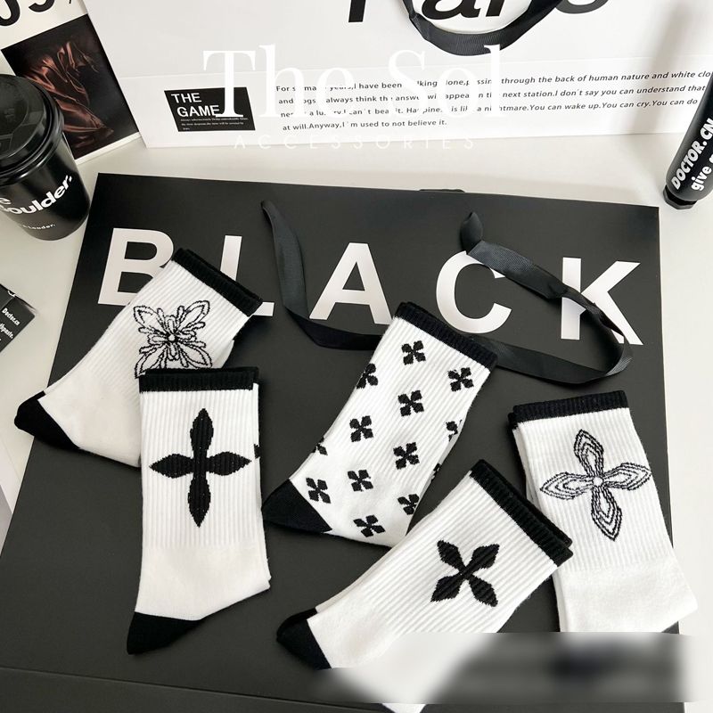  Tất Unisex The Chrome Heart 