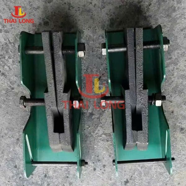  Kẹp Ray Chống Gió Cổng Trục 