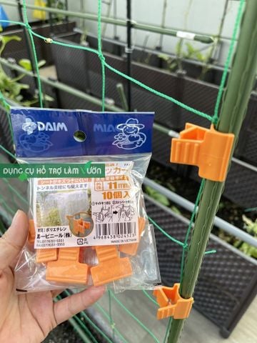 Kẹp giữ lưới dùng cho ống thép bọc nhựa Daim giữ lưới hoặc màng được thẳng
