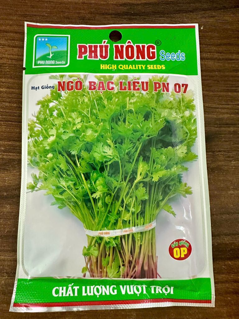  Hạt Giống Ngò Bạc Liêu PN07 Phú Nông – Thơm Nồng, Lá Xanh Dày, Dễ Gieo Trồng 