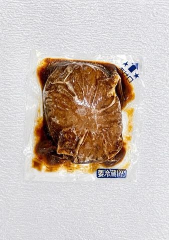 濃厚とろける4種の チーズハンバーグ 約 80g  ※記載されている賞味期限は冷蔵保存の場合になります