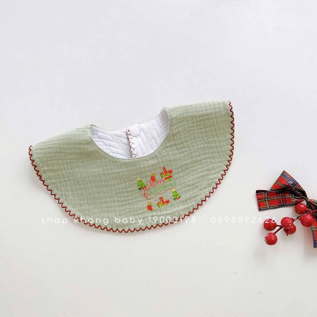 Yếm tròn họa tiết giáng sinh