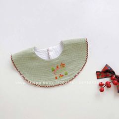 Yếm tròn họa tiết giáng sinh