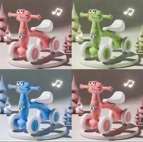 Q - Xe chòi chân 4 bánh