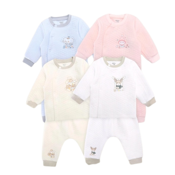 Bộ cài lệch dài tay chần bông Dokma