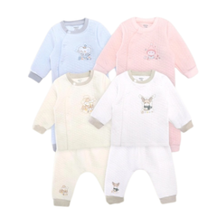 Bộ cài lệch dài tay chần bông Dokma