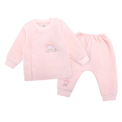 Bộ cài lệch dài tay chần bông Dokma