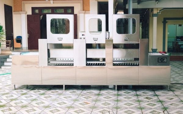  Máy rửa bát băng truyền KT 4.500x880x1.600 