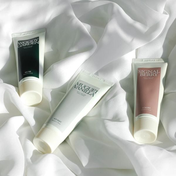 KEM DƯỠNG DA TAY DAILY COMMA MOST PERFUME HAND CREAM 50ML