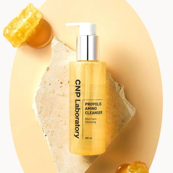 SỮA RỬA MẶT KEO ONG CẤP ẨM CNP PROPOLIS AMINO CLEANSER 200ML