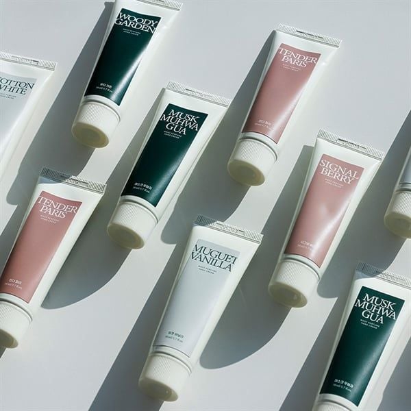 KEM DƯỠNG DA TAY DAILY COMMA MOST PERFUME HAND CREAM 50ML